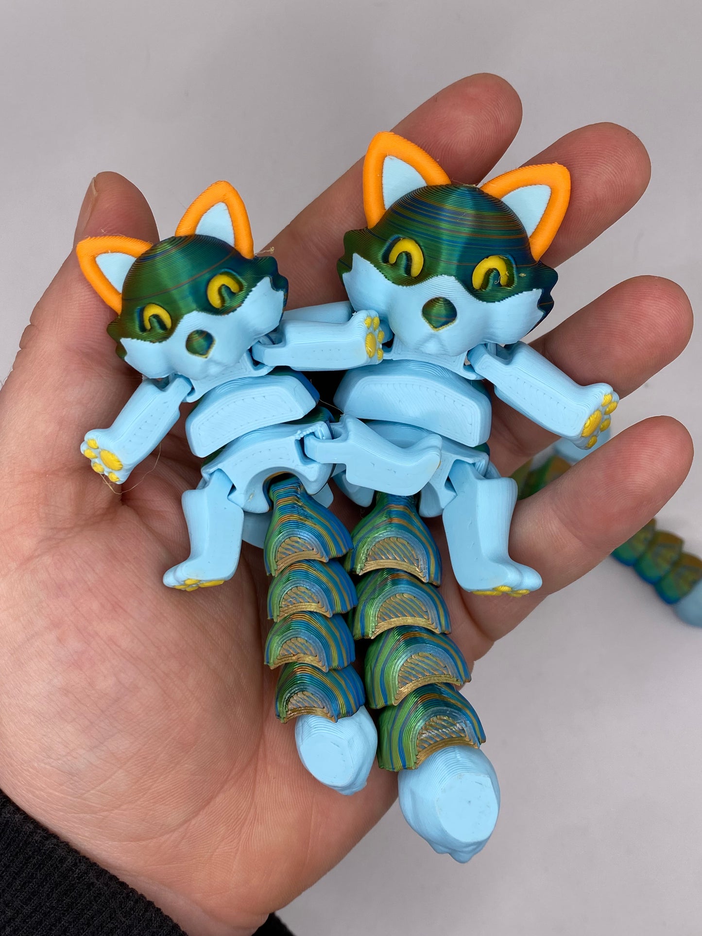 3D Cute Foxes (RTS) (Blue/Green/Deep Orange Color Shift)